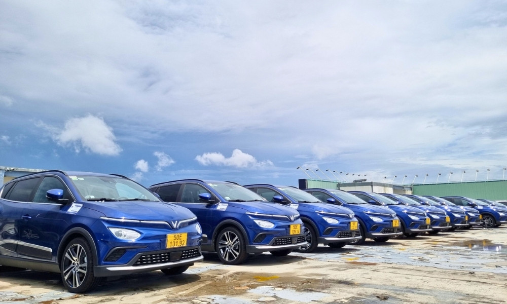 Xe taxi đời mới Eakar